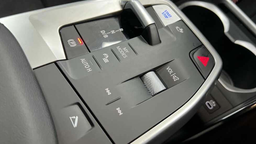 Used BMW iX1 2025 for sale - 76328031: Photo 19