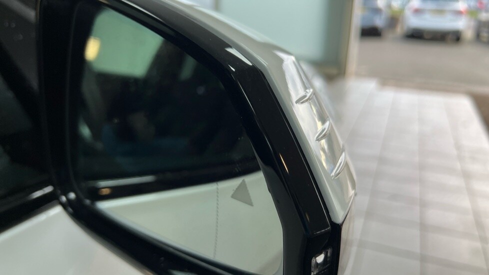 Used BMW iX1 2025 for sale - 76328031: Photo 38