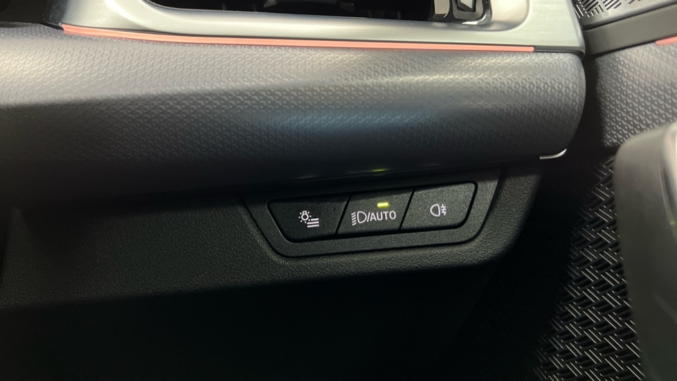 Used BMW iX1 2025 for sale - 76328031: Photo 40