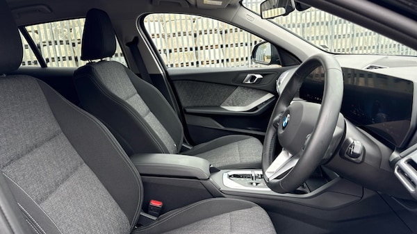 Used BMW 1 Series 2025 for sale - 76086621: Photo 11