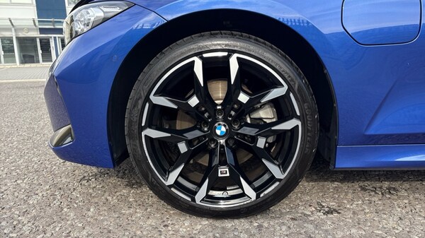 Used BMW 3 Series 2025 for sale - 76140453: Photo 25