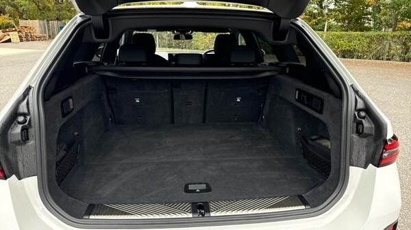 Used BMW 5 Series 2025 for sale - 76086708: Photo 13
