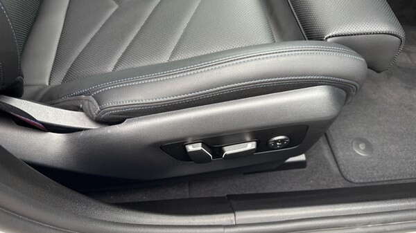 Used BMW 5 Series 2025 for sale - 76086708: Photo 35