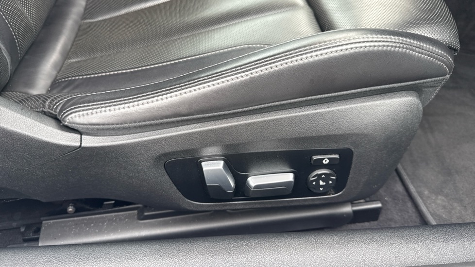 Used BMW 8 Series 2022 for sale - 76602982: Photo 35