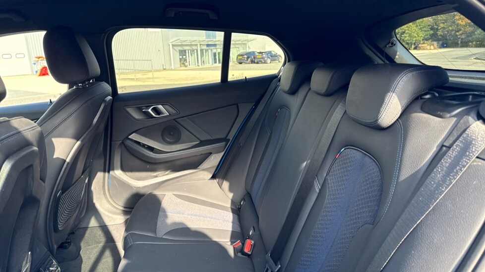 Used BMW 1 Series 2023 for sale - 76244601: Photo 12