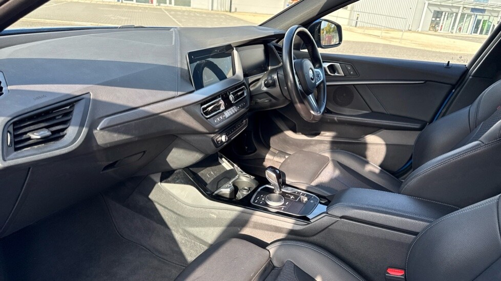 Used BMW 1 Series 2023 for sale - 76244601: Photo 7