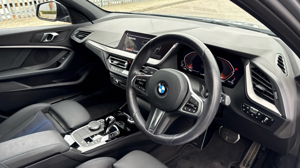 Used BMW 1 Series 2023 for sale - 76100037: Photo 6