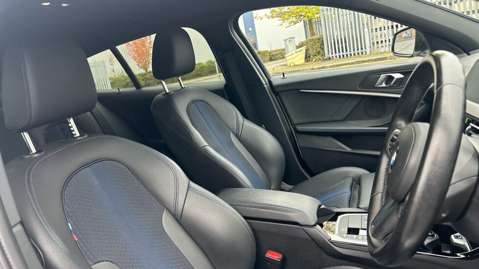 Used BMW 1 Series 2023 for sale - 76067156: Photo 11
