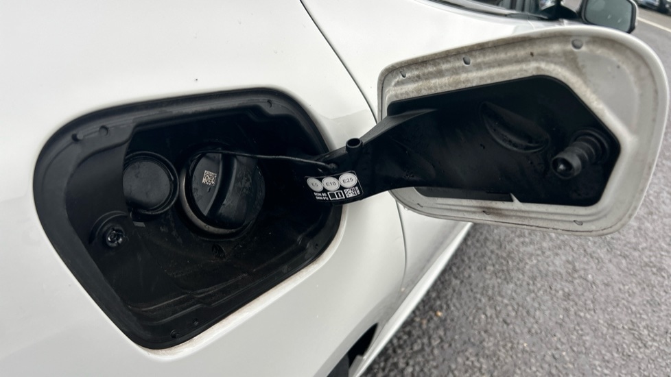 Used BMW 1 Series 2023 for sale - 76067156: Photo 39
