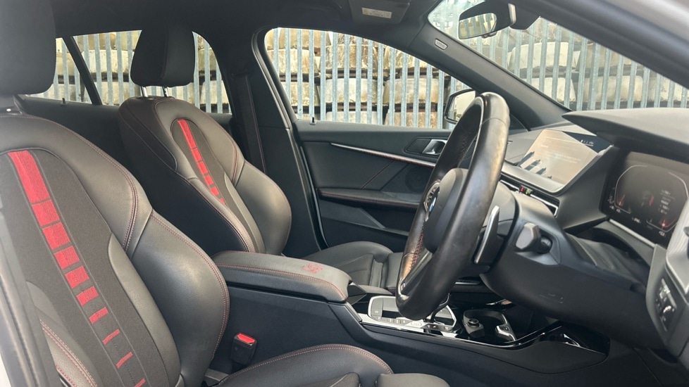 Used BMW 1 Series 2024 for sale - 76438020: Photo 11