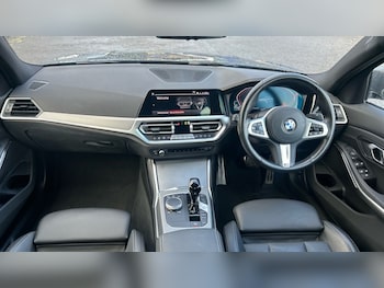 Used BMW 3 Series 2022 for sale - 76438160: Photo