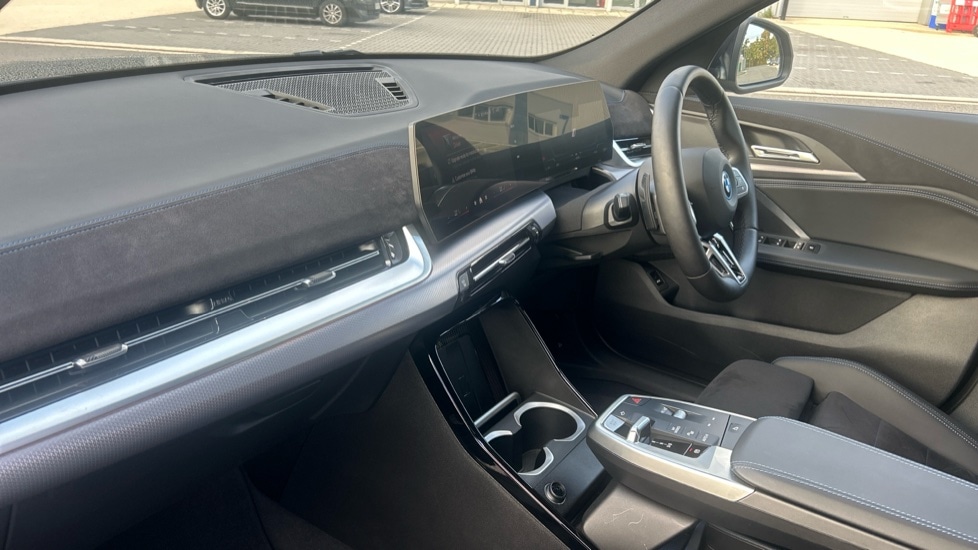 Used BMW iX2 2025 for sale - 76338870: Photo 7