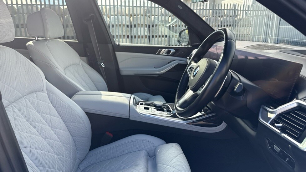 Used BMW X7 2023 for sale - 76033907: Photo 11