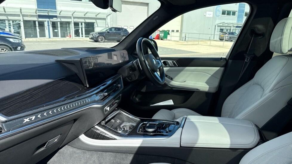 Used BMW X7 2023 for sale - 76033907: Photo 7