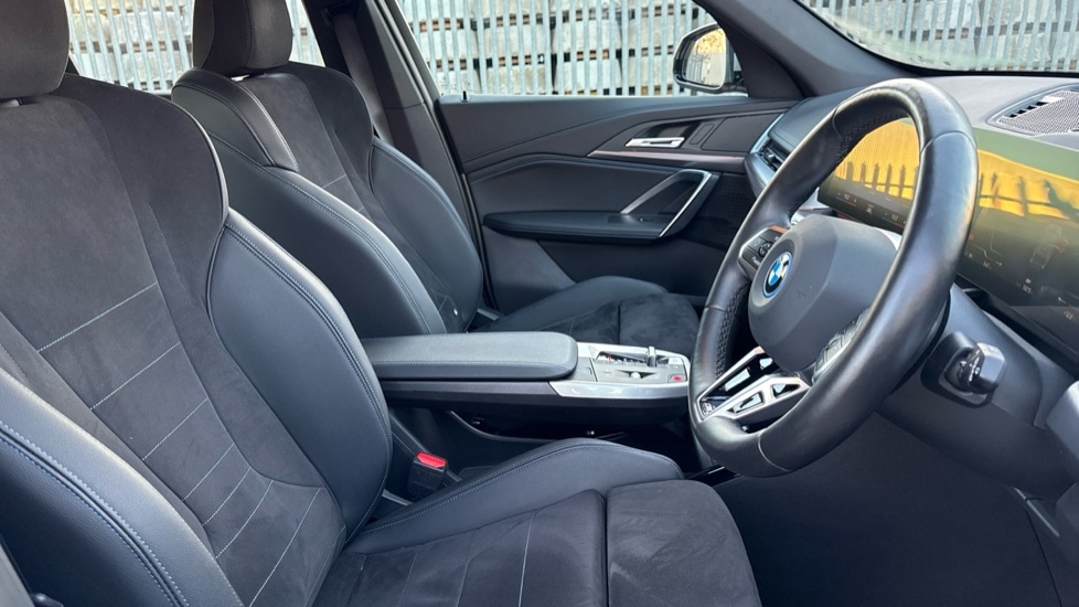 Used BMW iX1 2023 for sale - 76404788: Photo 11