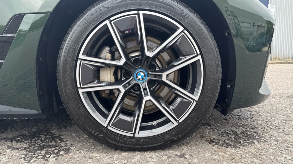 Used BMW i4 2023 for sale - 76487535: Photo 14