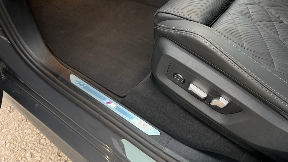 Used BMW X5 2025 for sale - 76984021: Photo 38