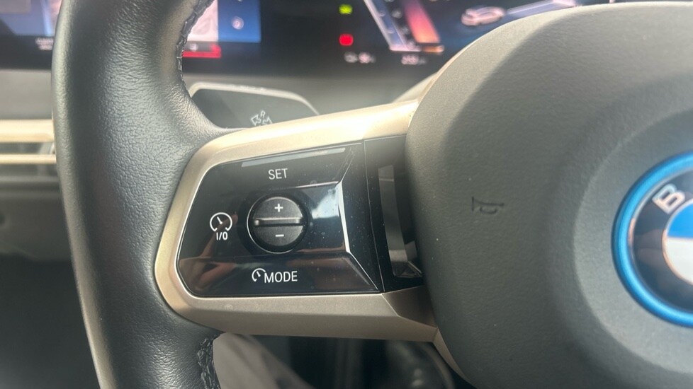 Used BMW iX 2022 for sale - 76773169: Photo 17