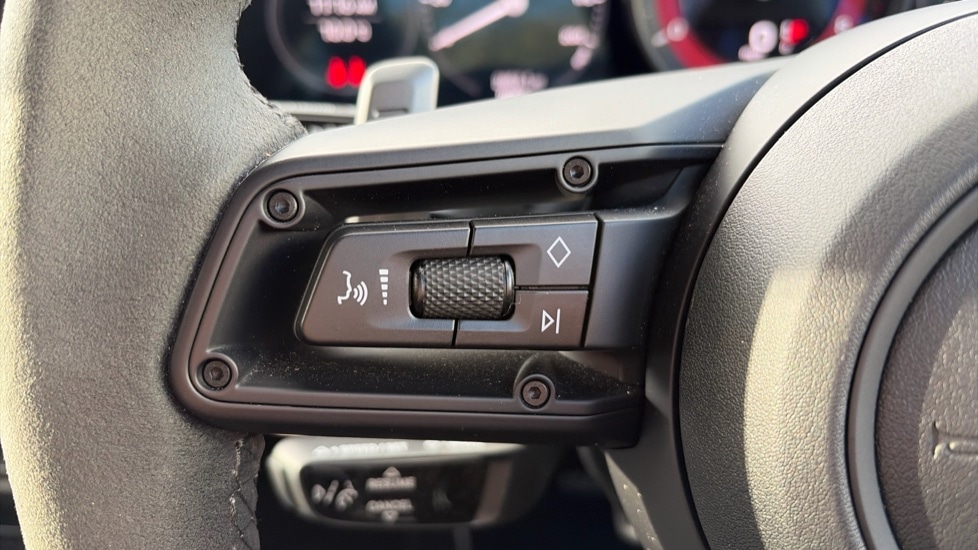 Used Porsche 911 2022 for sale - 76773107: Photo 23