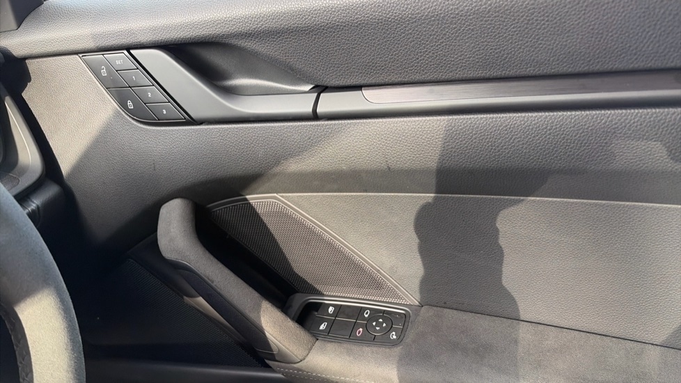 Used Porsche 911 2022 for sale - 76773107: Photo 30