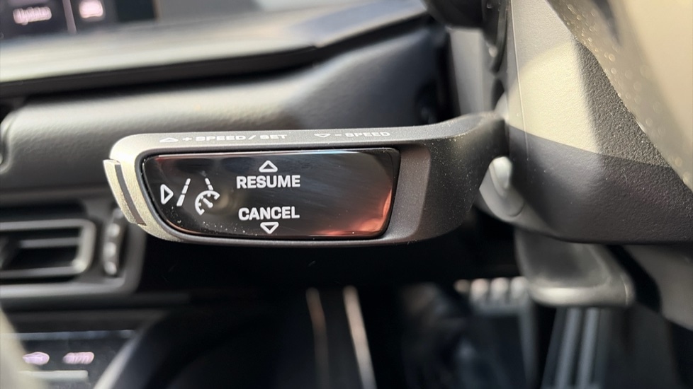 Used Porsche 911 2022 for sale - 76773107: Photo 56