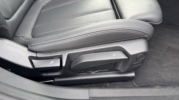 Used BMW 3 Series 2025 for sale - 76044298: Photo 35