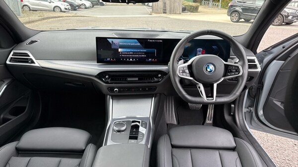 Used BMW 3 Series 2025 for sale - 76044298: Photo 4