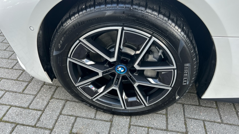 Used BMW i4 2025 for sale - 76660768: Photo 25