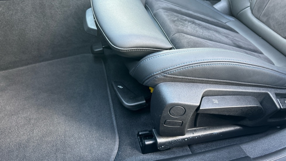 Used BMW i4 2025 for sale - 76660768: Photo 35