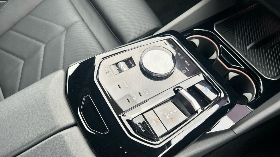 Used BMW i5 2025 for sale - 76501452: Photo 10