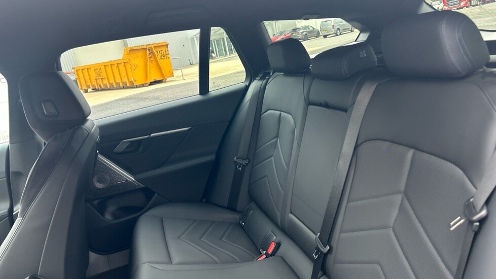 Used BMW i5 2025 for sale - 76501452: Photo 12