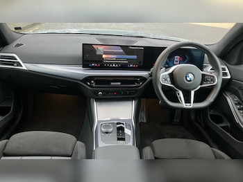 Used BMW 3 Series 2025 for sale - 76901527: Photo