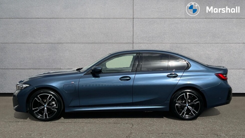 Used BMW 3 Series 2024 for sale - 75783856: Photo 24