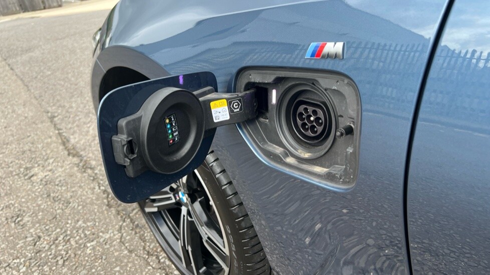 Used BMW 3 Series 2024 for sale - 75783856: Photo 40