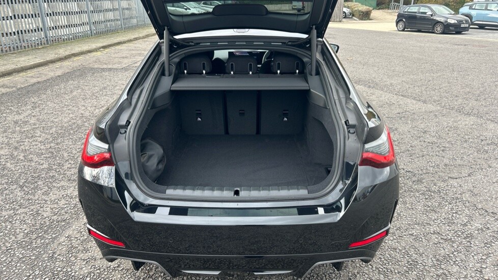 Used BMW i4 2025 for sale - 76404810: Photo 13