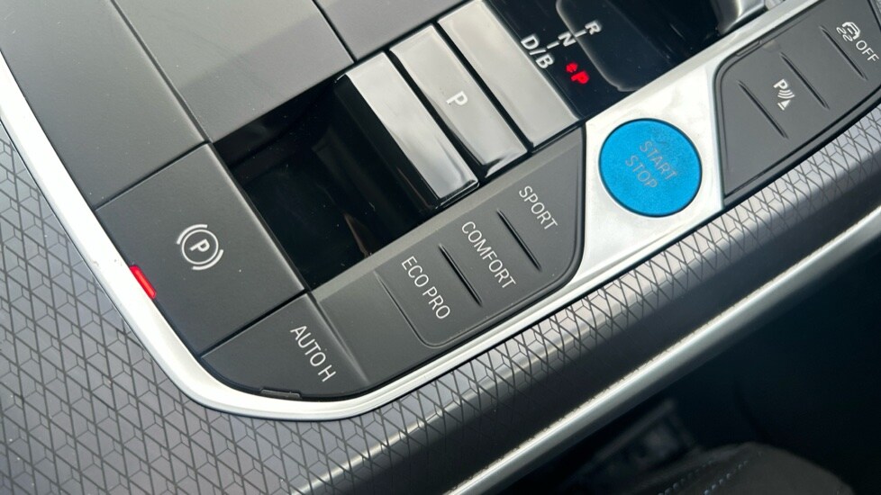 Used BMW i4 2025 for sale - 76404810: Photo 19