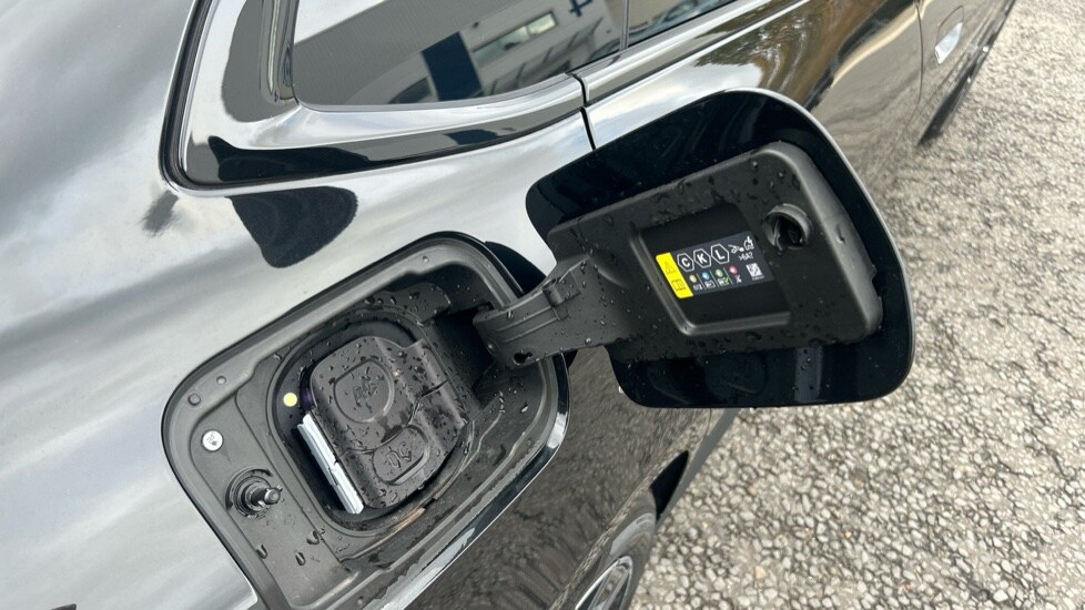 Used BMW i4 2025 for sale - 76404810: Photo 39