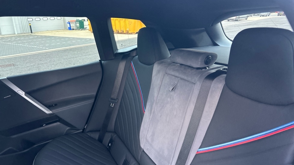 Used BMW iX 2025 for sale - 76861777: Photo 12