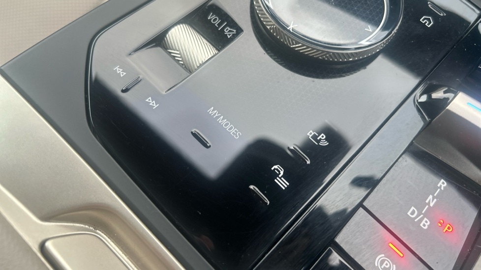 Used BMW iX 2022 for sale - 76593664: Photo 19