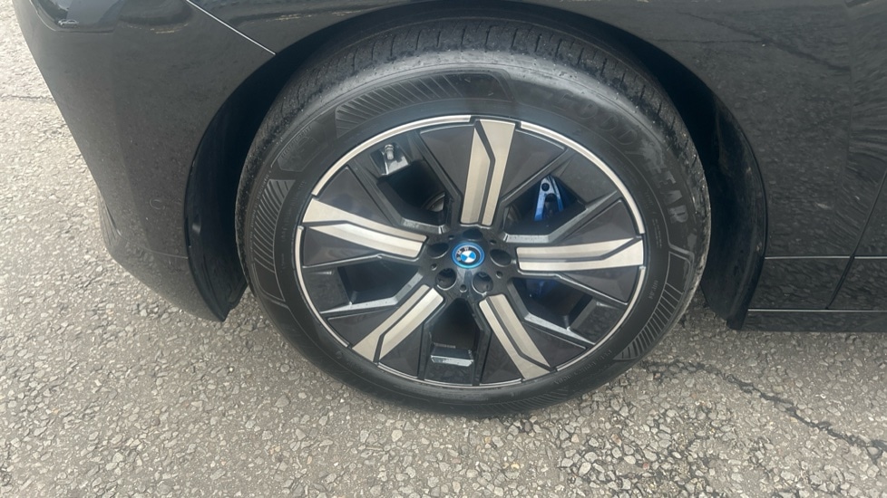 Used BMW iX 2025 for sale - 76519418: Photo 25