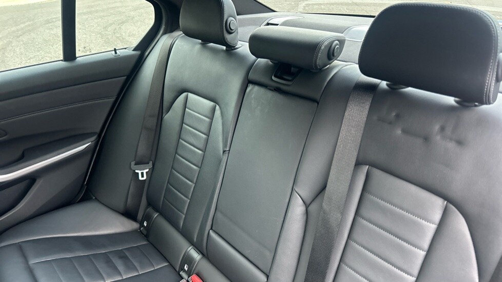 Used BMW 3 Series 2021 for sale - 76321906: Photo 12