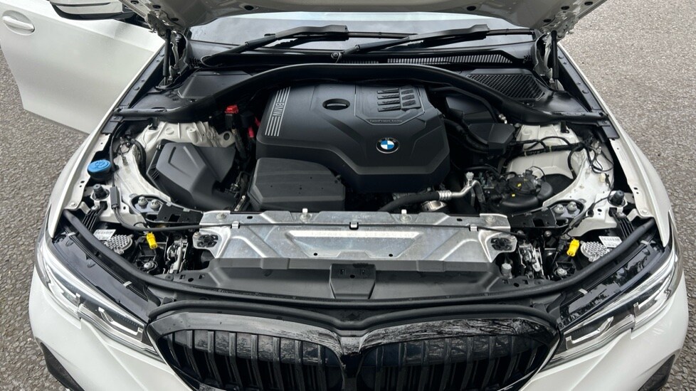 Used BMW 3 Series 2021 for sale - 76586927: Photo 21