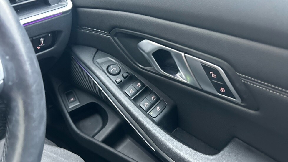 Used BMW 3 Series 2021 for sale - 76586927: Photo 36