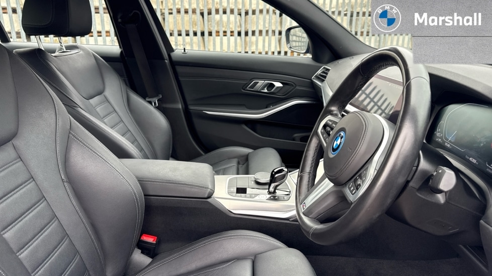 Used BMW 3 Series 2021 for sale - 76086828: Photo 11