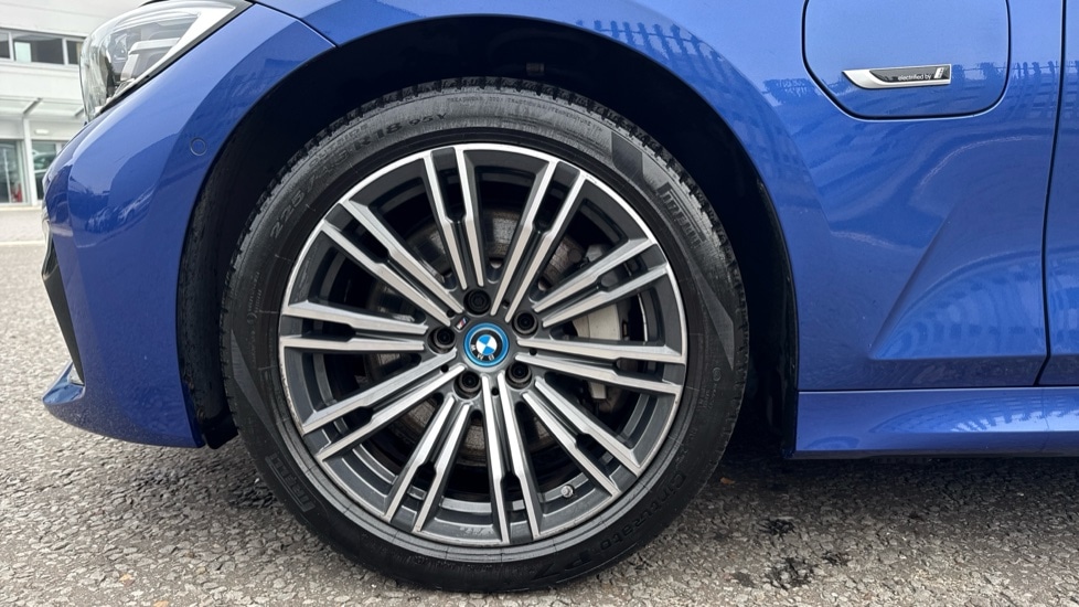 Used BMW 3 Series 2021 for sale - 76086828: Photo 25