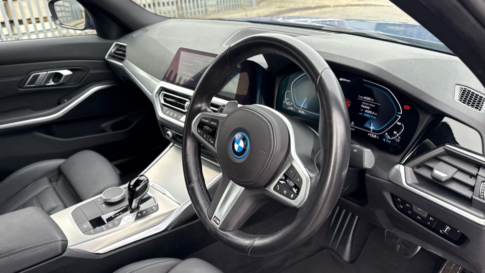 Used BMW 3 Series 2021 for sale - 76086828: Photo 6