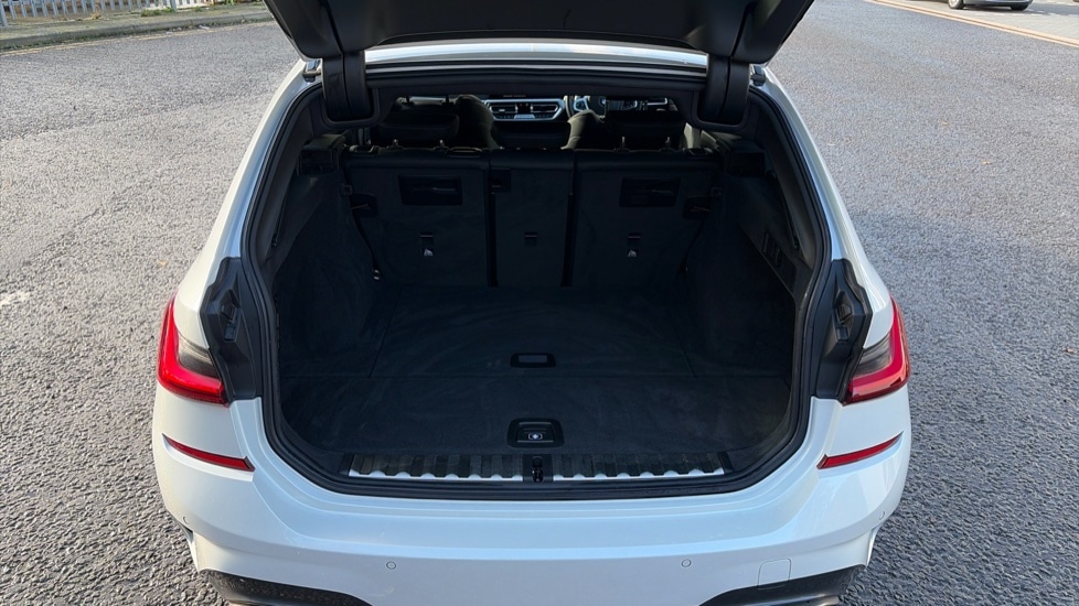 Used BMW 3 Series 2022 for sale - 76404759: Photo 13