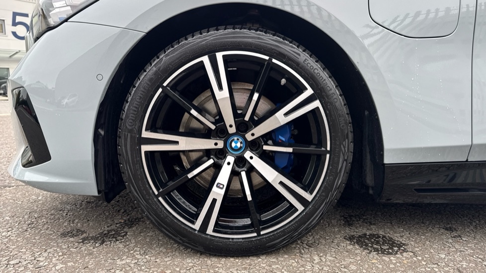 Used BMW 5 Series 2025 for sale - 76112181: Photo 25