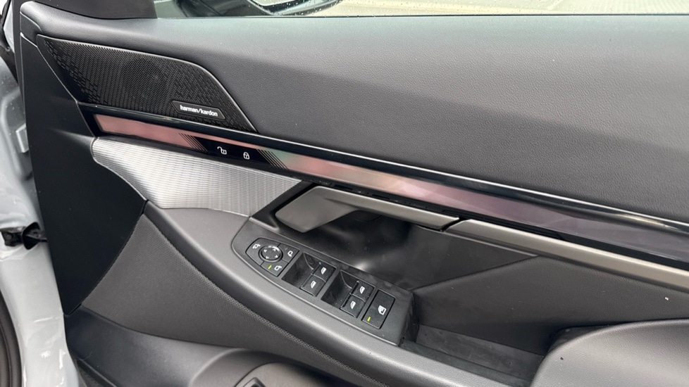 Used BMW 5 Series 2025 for sale - 76112181: Photo 36