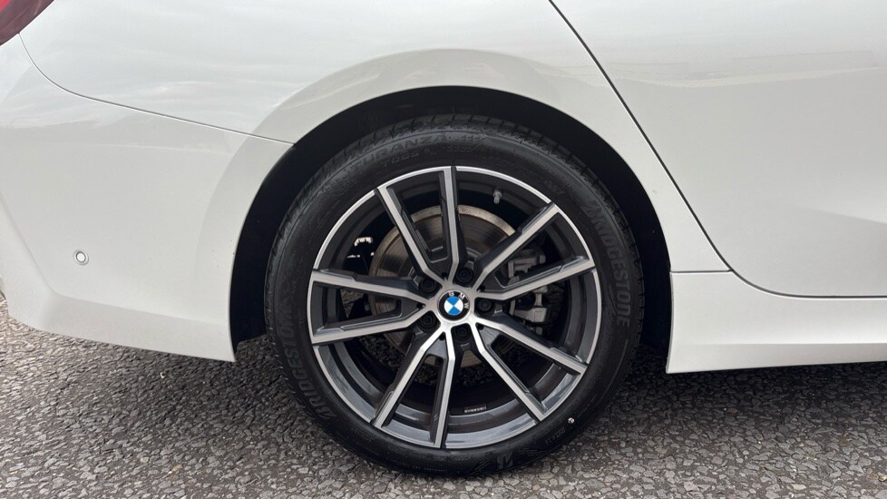 Used BMW 3 Series 2025 for sale - 76140286: Photo 27